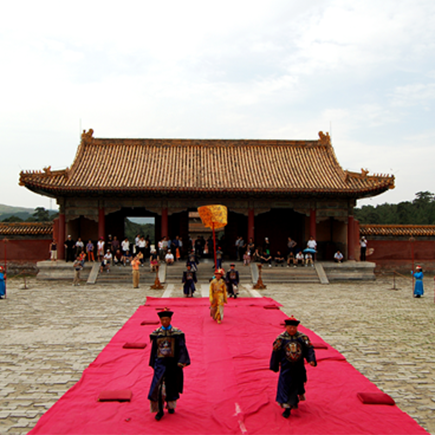 古建殿堂听史，帝王松林听书，清西陵国庆活动异彩纷呈